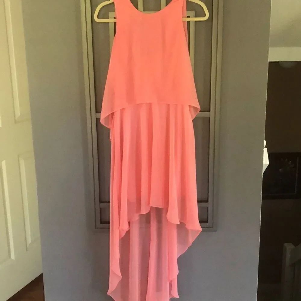 Bisou Bisou Salmon, pink chiffon, Hilow tiered dress, size 2